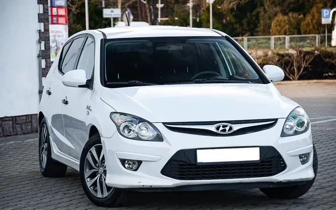 Hyundai I30 cena 22999 przebieg: 170000, rok produkcji 2010 z Lipno małe 407